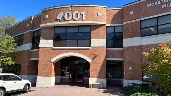 Twenty First Century Dental – A Dental365 Company - Professional dental clinic exterior with modern facilities