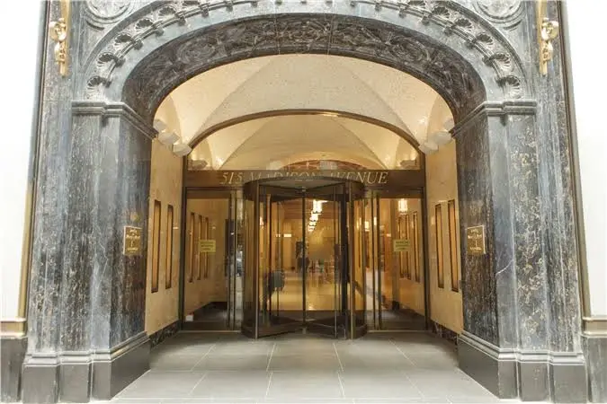 Park Dental NYC - Professional dental clinic exterior with modern facilities