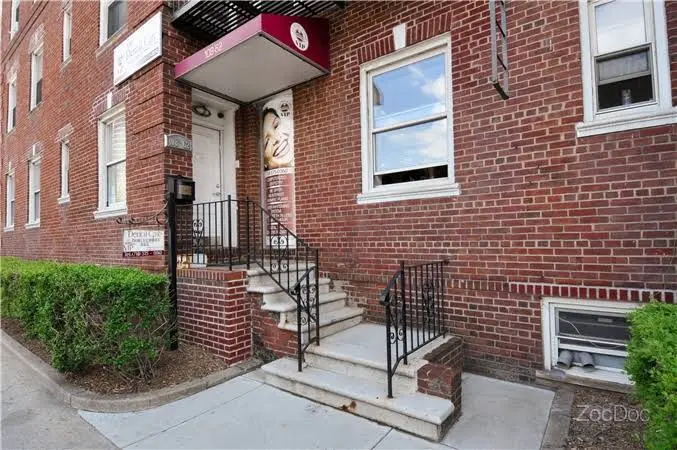 VIP Dental Care - Professional dental clinic exterior with modern facilities