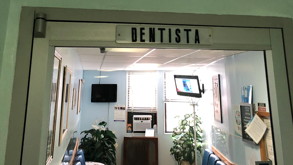 Dr. Mota-Martinez, Dentist P.C. - Professional dental clinic exterior with modern facilities