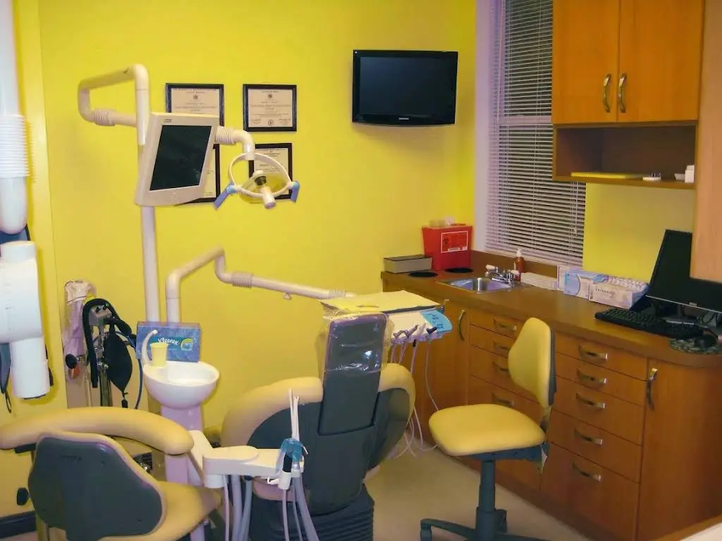 Bright White Dental of Fresh Meadows - Professional dental clinic exterior with modern facilities