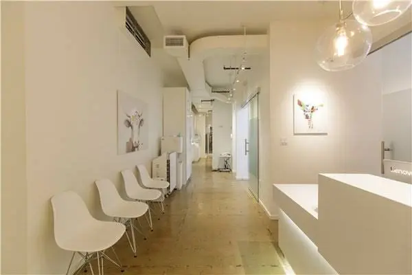 Concierge Dental Design - Professional dental clinic exterior with modern facilities