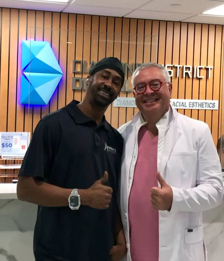 Diamond District Dental NYC - Professional dental clinic exterior with modern facilities