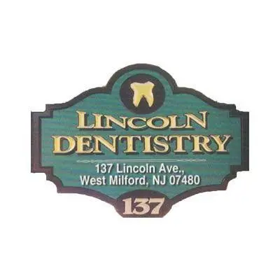 Lincoln Dentistry - Professional dental clinic exterior with modern facilities