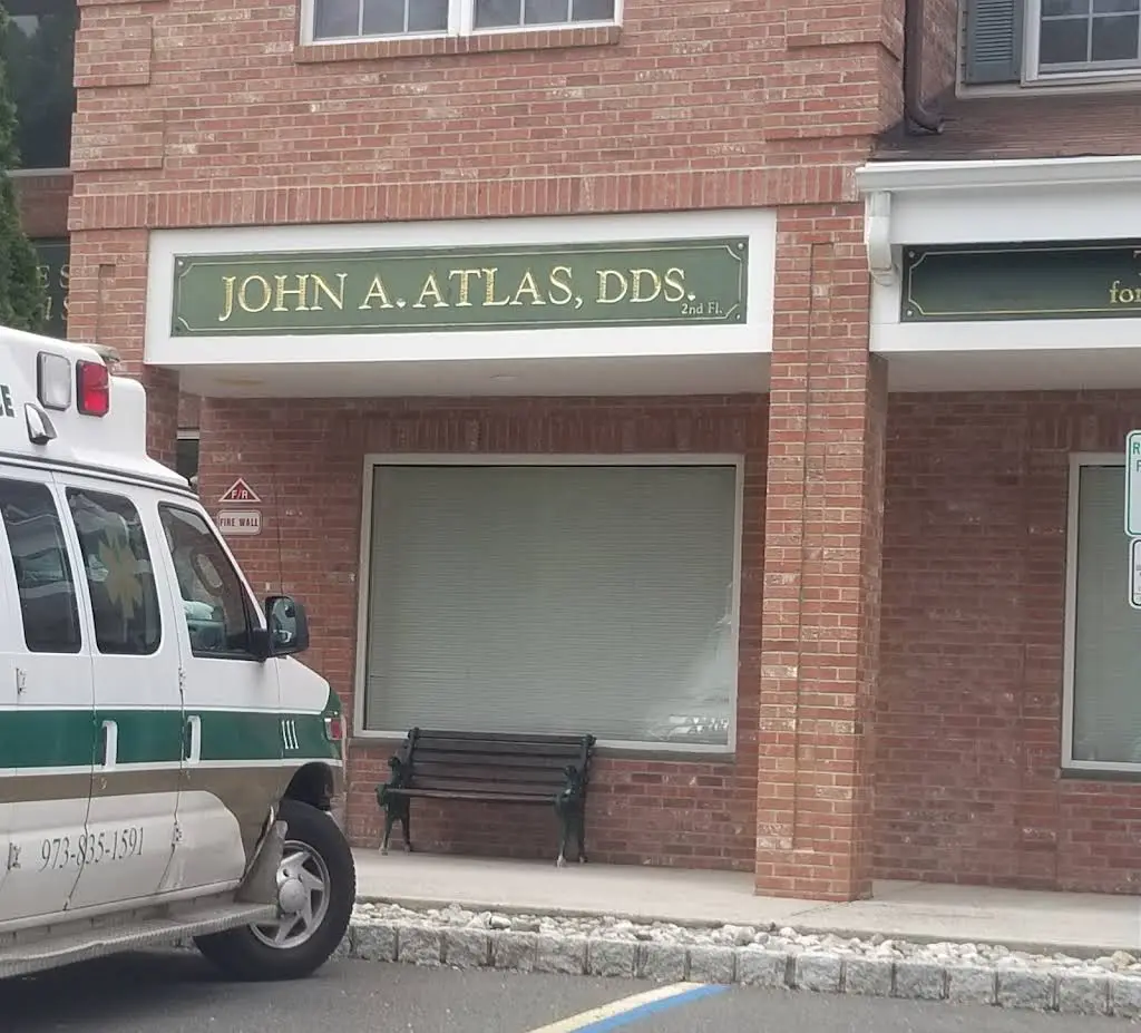 Advanced Dental Arts - Professional dental clinic exterior with modern facilities