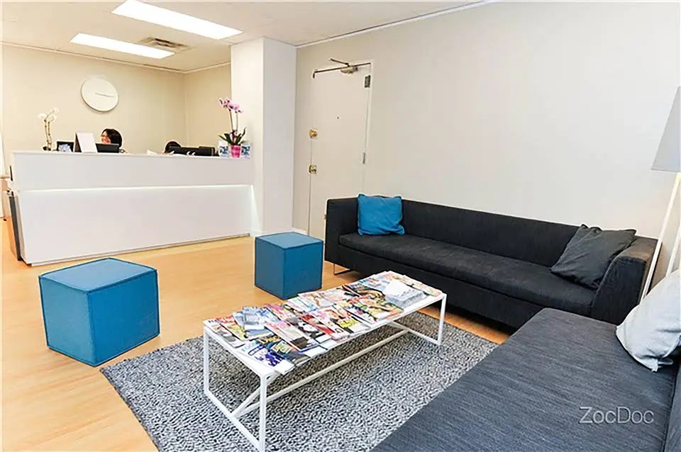 Family Dental Svc Of Bayside