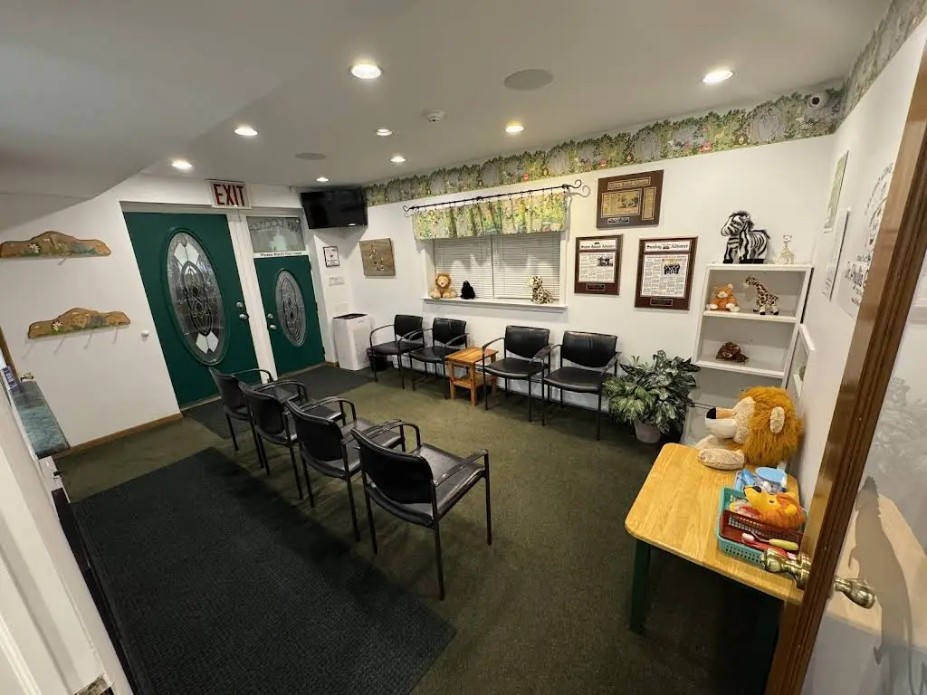Todt Hill Pediatric Dentistry - Professional dental clinic exterior with modern facilities
