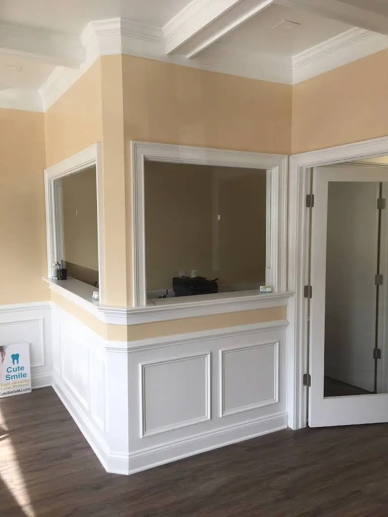 Cute Smile Dentistry - Professional dental clinic exterior with modern facilities