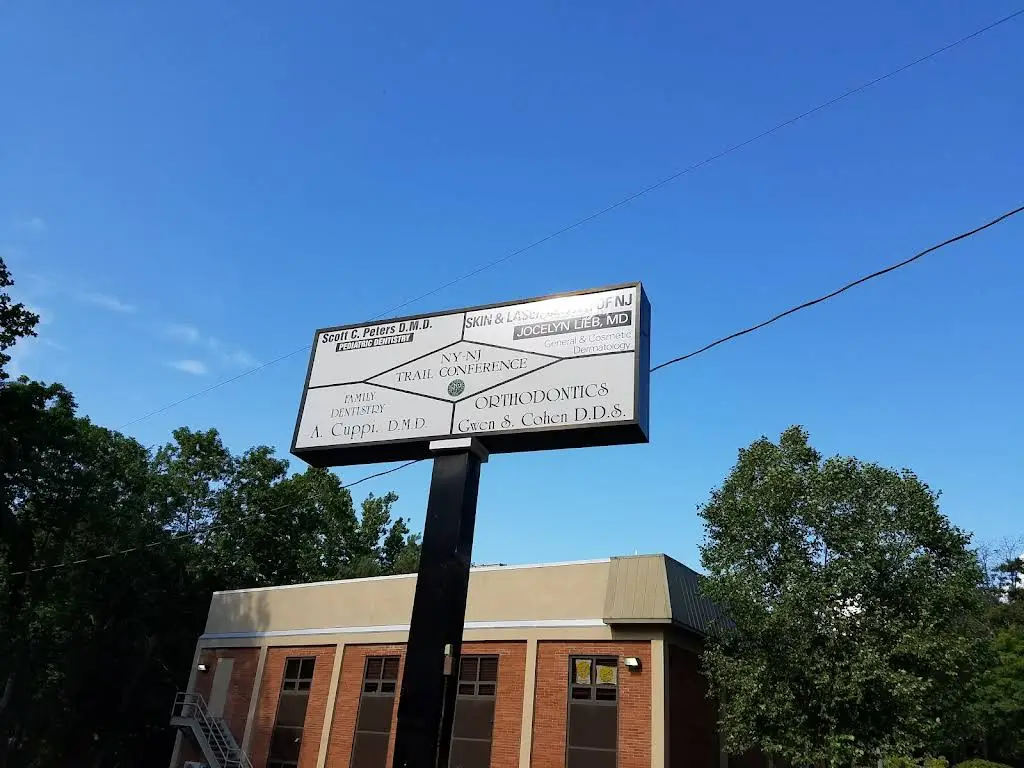 Mahwah Prime Dental - Professional dental clinic exterior with modern facilities