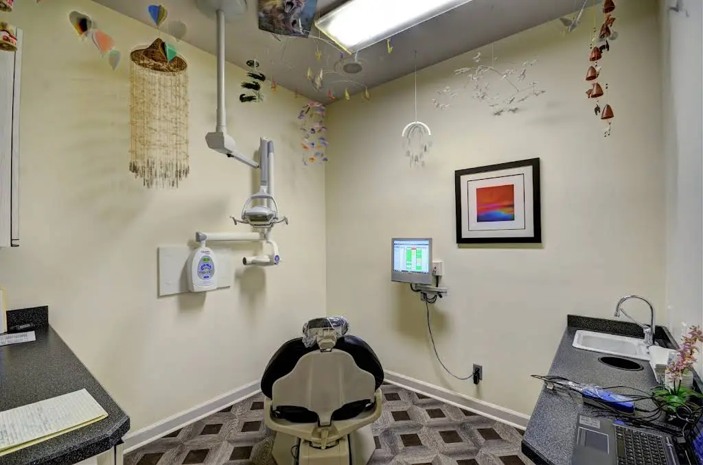 Jonathan Levy, DDS, FAGD