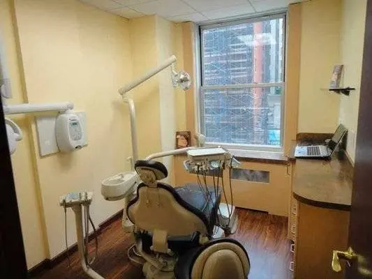 Midtown Dental PC - Professional dental clinic exterior with modern facilities