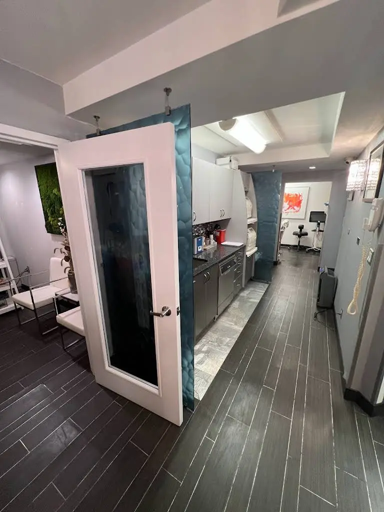 Manhattan Dental Design