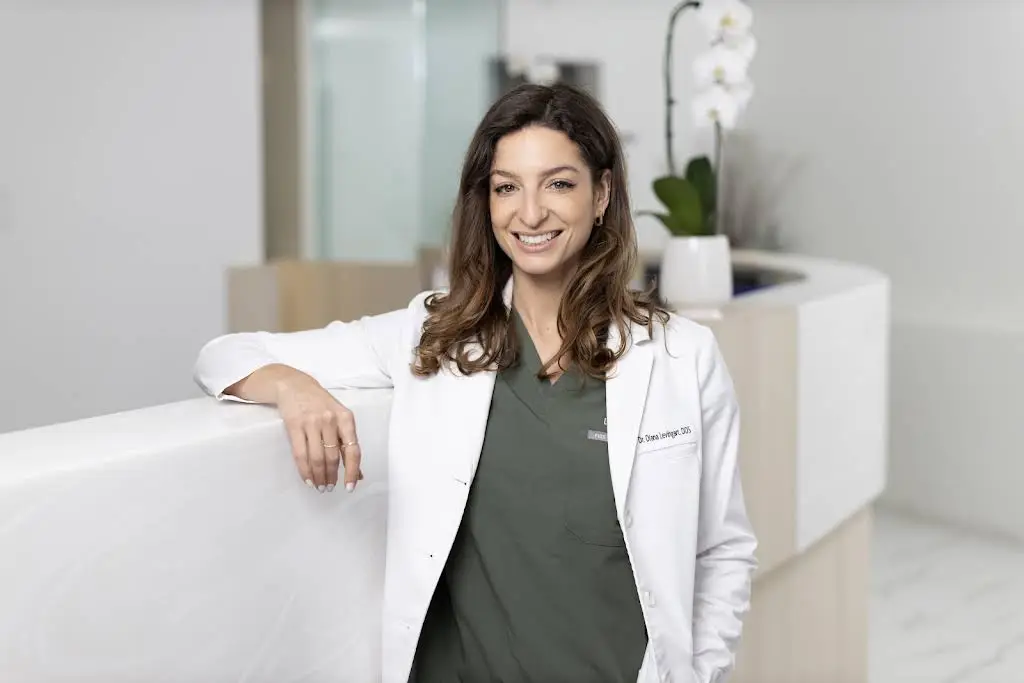 Livingart Dentistry