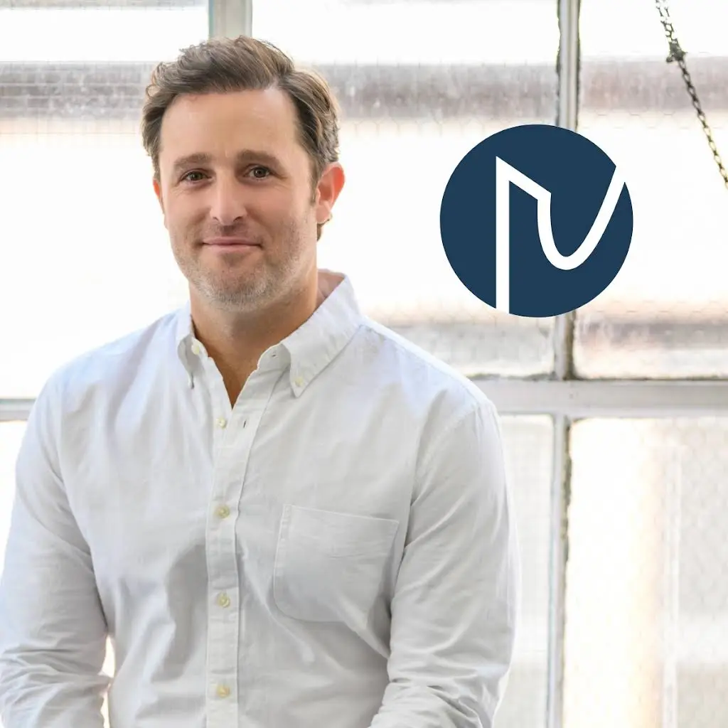 Rise Dental Studio - Dr. Justin Rashbaum - Professional dental clinic exterior with modern facilities