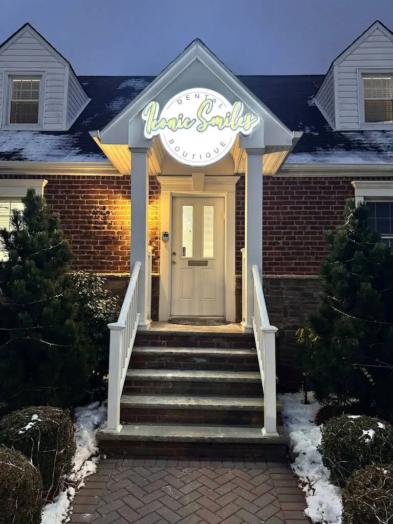 Iconic Smiles Dental Boutique - Professional dental clinic exterior with modern facilities