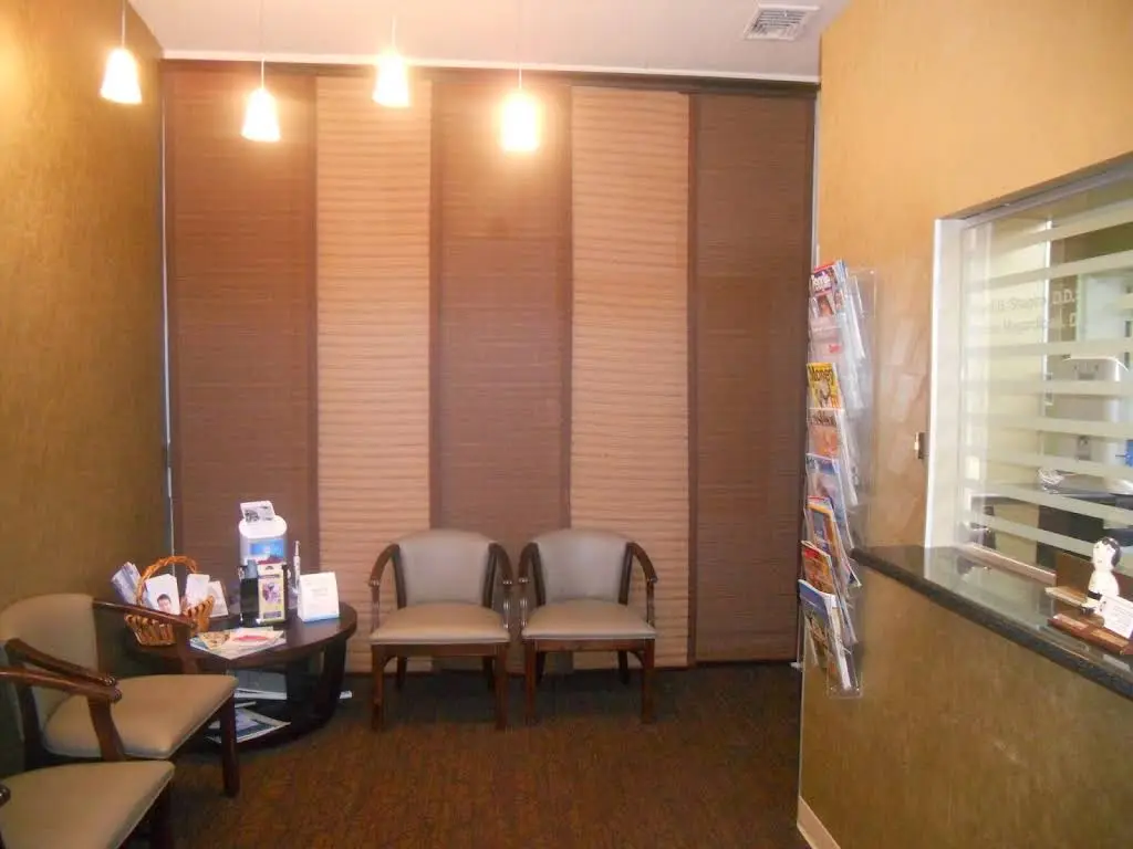 Franklin Square Dental Care PLLC - Professional dental clinic exterior with modern facilities