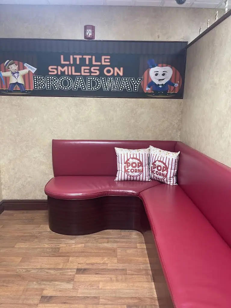 Little Smiles on Broadway Pediatric Dentistry and Orthodontics