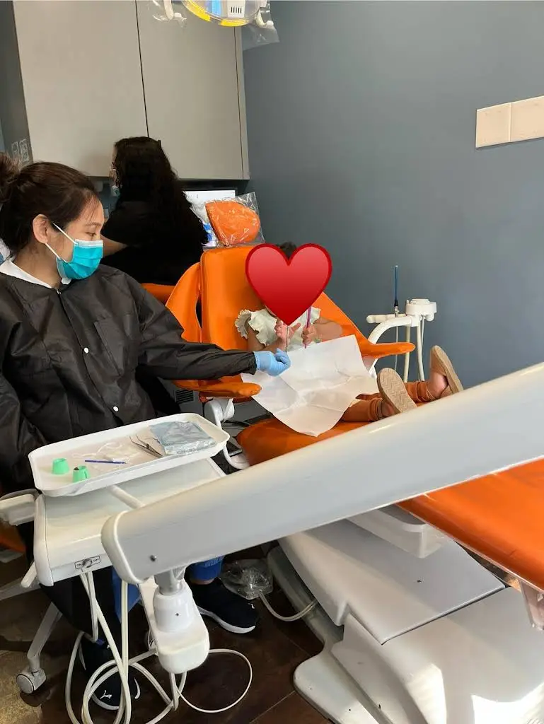 Bay Ridge Smiles Pediatric Dentistry - Professional dental clinic exterior with modern facilities