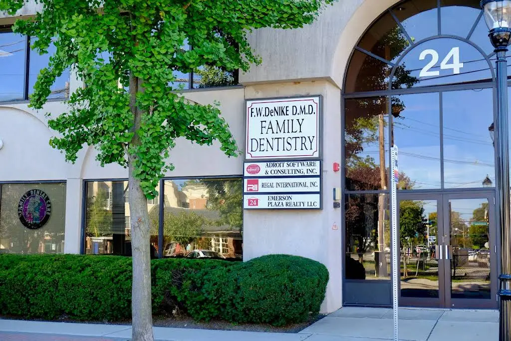 DeNike Dental - Professional dental clinic exterior with modern facilities