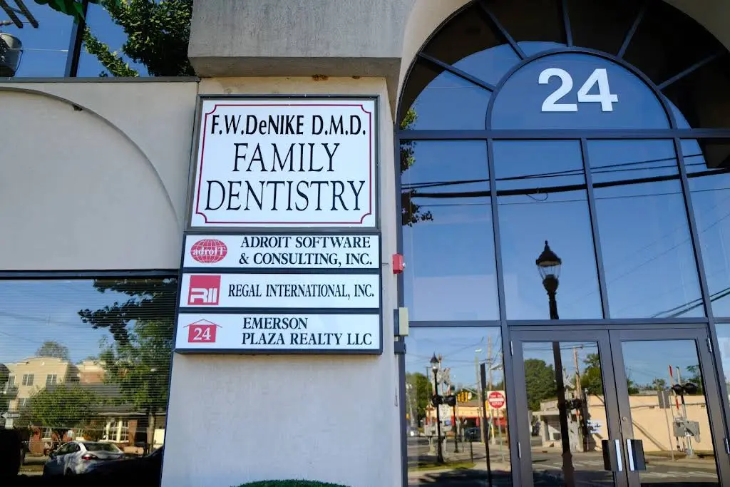 DeNike Dental