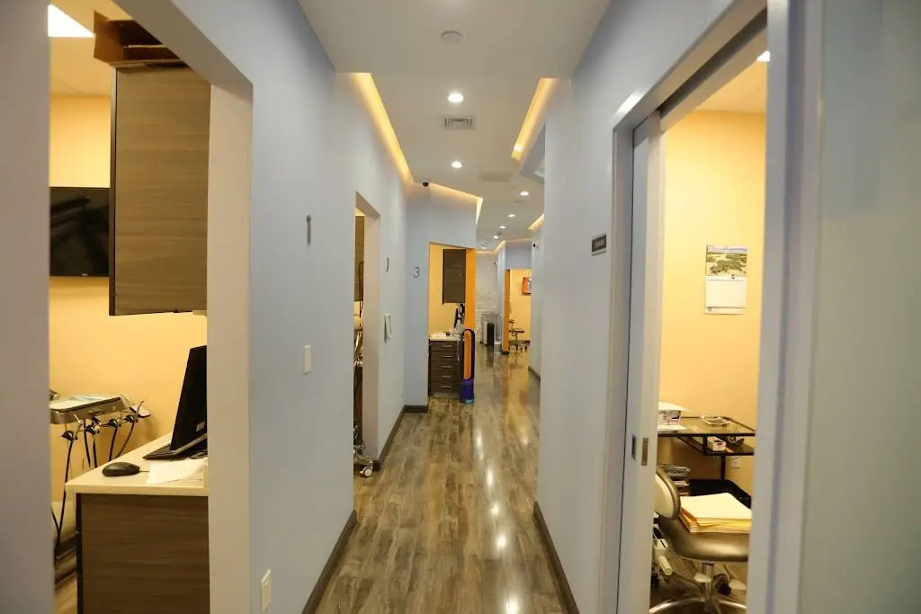BrightRay Dental 精典牙科診所