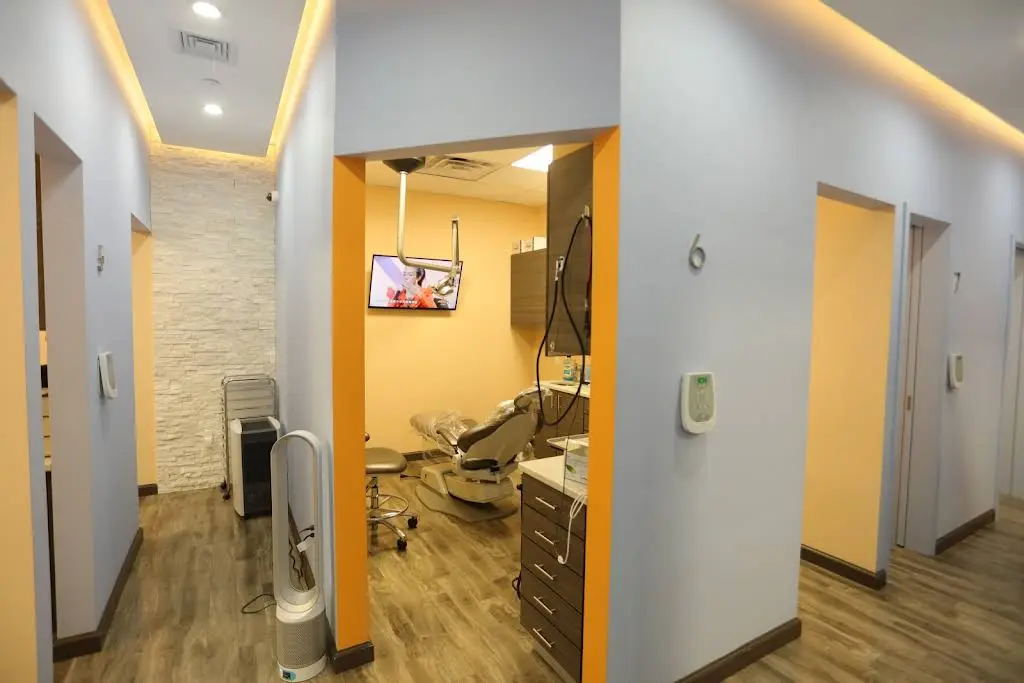 BrightRay Dental 精典牙科診所
