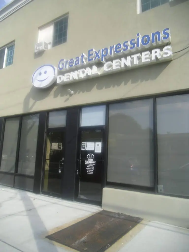Great Expressions Dental Centers - Professional dental clinic exterior with modern facilities