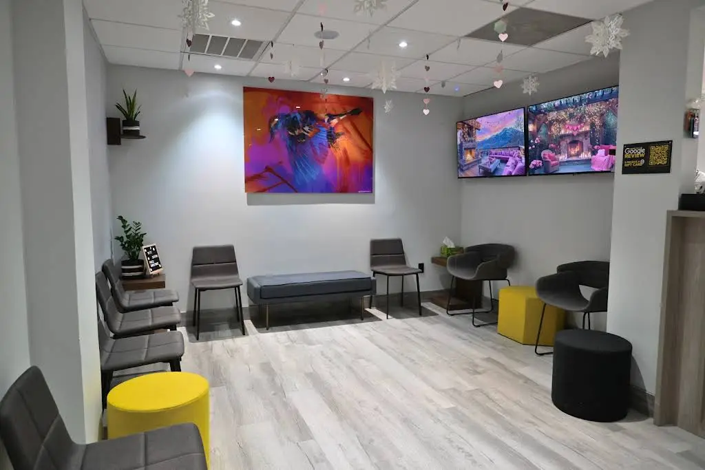Straight Set Orthodontics - Professional dental clinic exterior with modern facilities