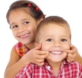 Dr. Vered Maslavi Pediatric Dentistry & Orthodontics - Professional dental clinic exterior with modern facilities