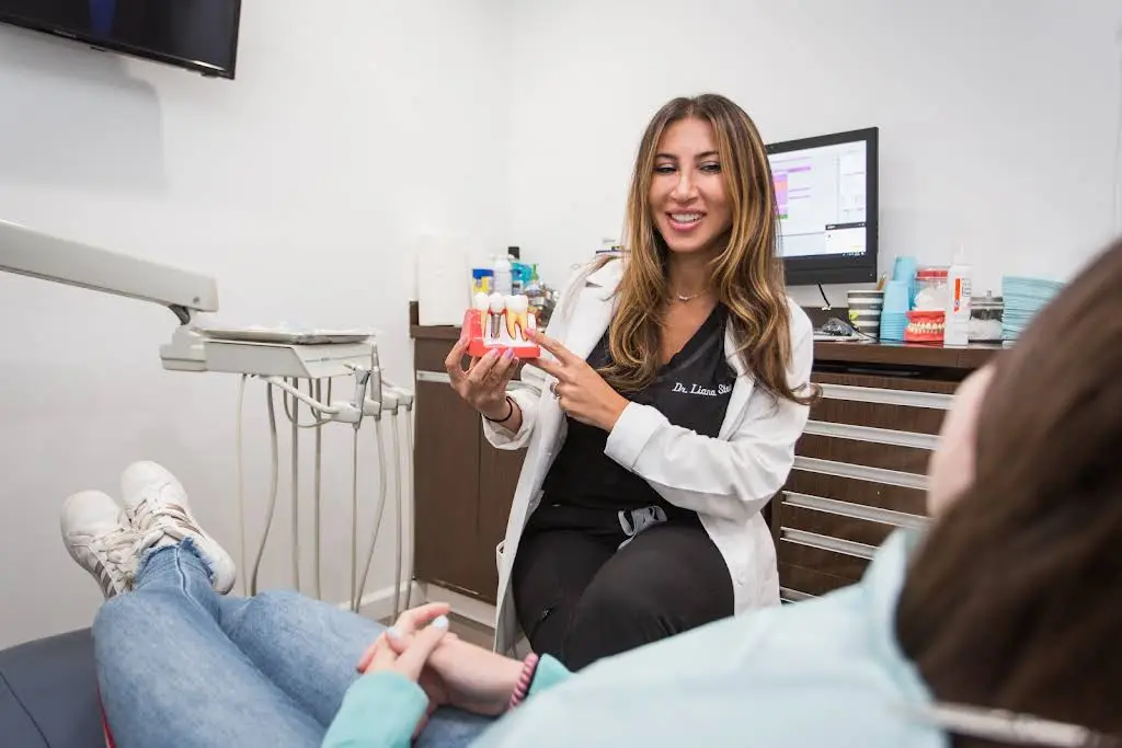 LianaSmiles: Liana Stein, DDS
