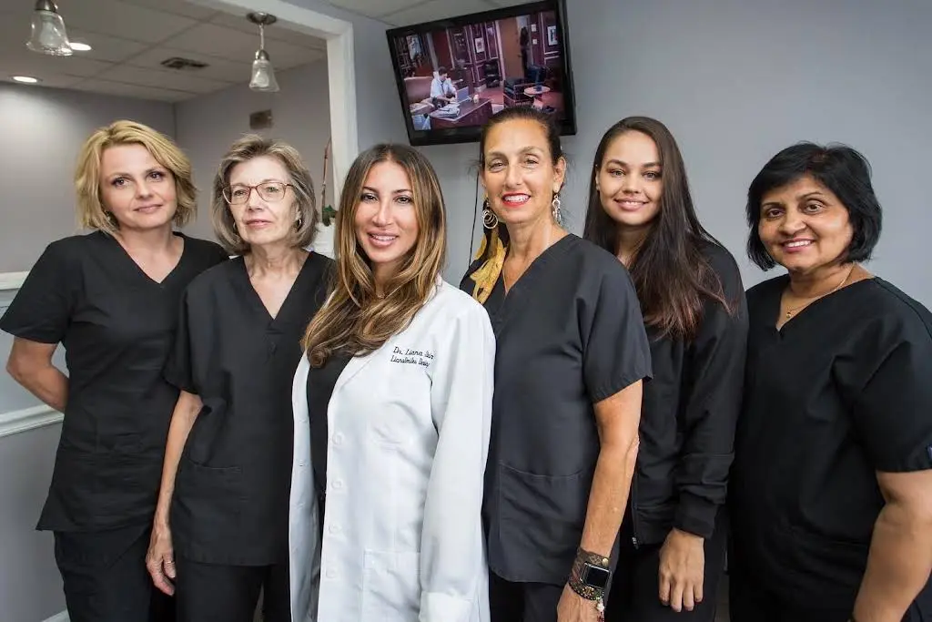 LianaSmiles: Liana Stein, DDS