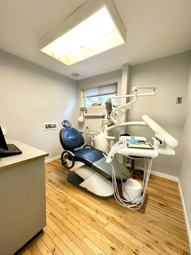 Smiles by Bergen Dental Dumont - Professional dental clinic exterior with modern facilities
