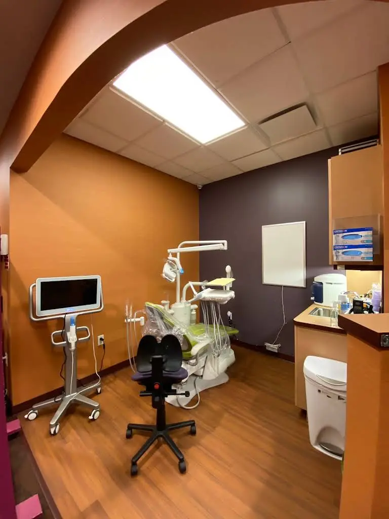 Dr. Ilya Lipkin Orthodontics