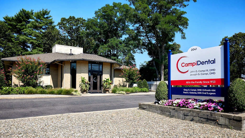 Campi Dental - Professional dental clinic exterior with modern facilities
