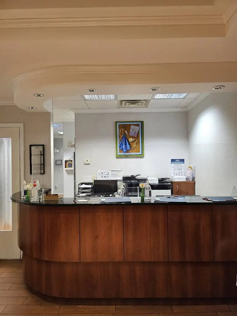 Queens Crossing Dental