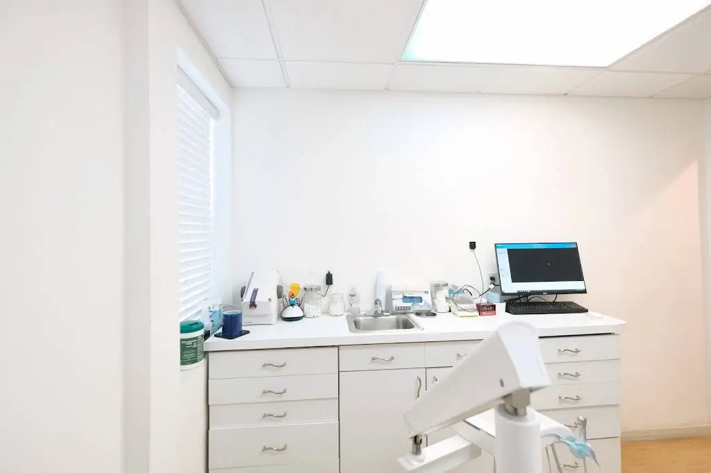 Harvardian Dental Care - 哈佛牙科