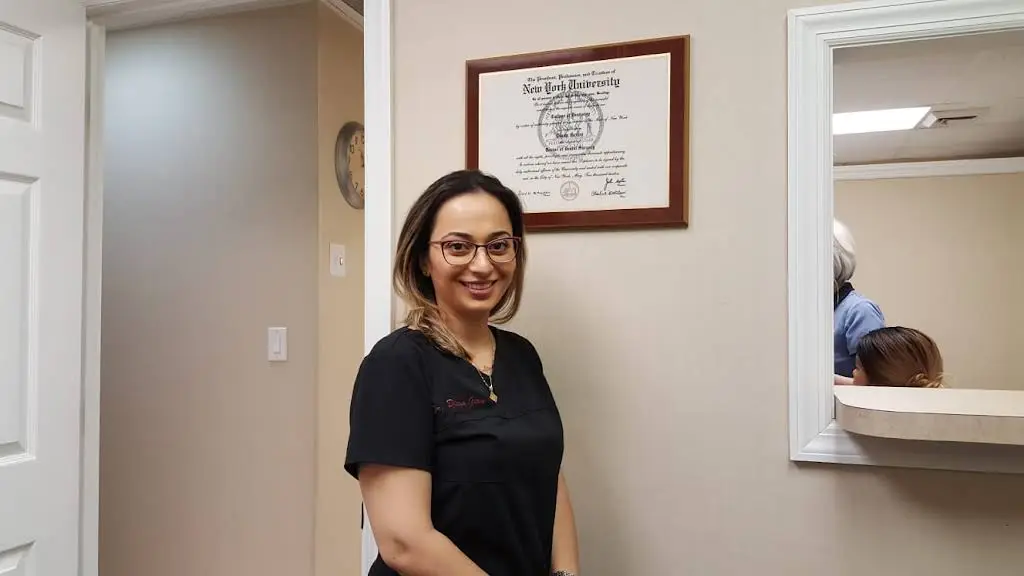 Happy Smiles Dental