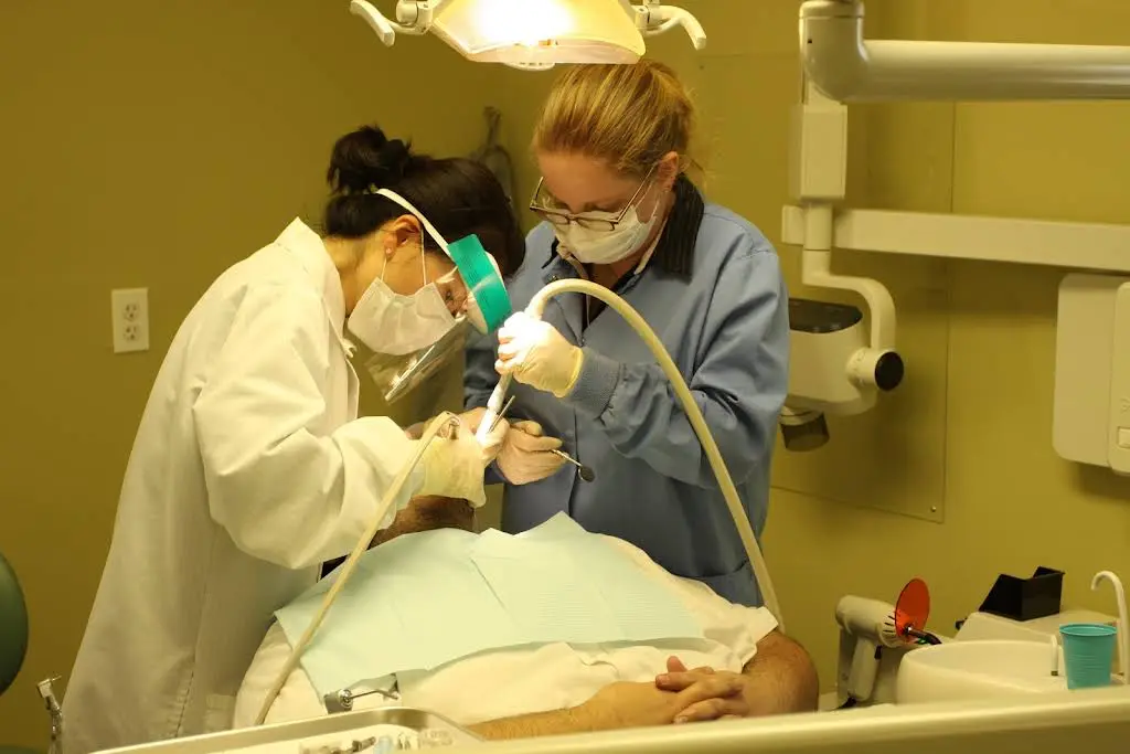L & L Dental Associates