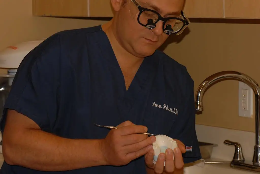 LI Dental Group, LLP
