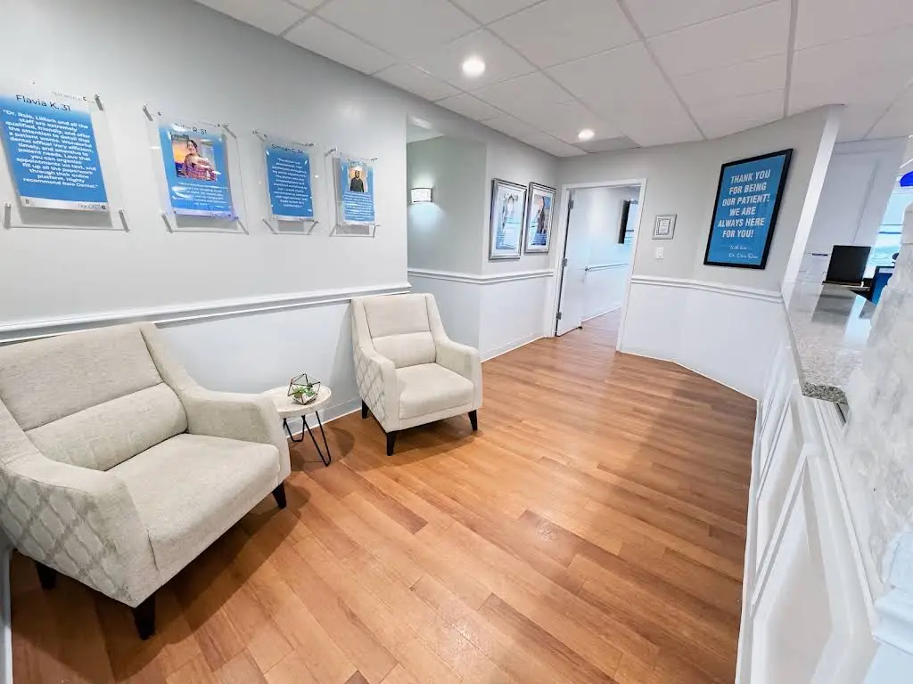 Raio Dental - Professional dental clinic exterior with modern facilities