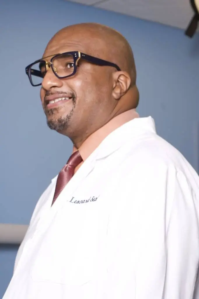 Leonard E. Sealy DDS, LLC - Professional dental clinic exterior with modern facilities
