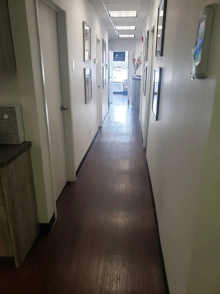 Hollywood Smile Dental