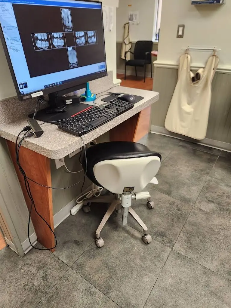 Great Expressions Dental Centers - East Rockaway - Professional dental clinic exterior with modern facilities
