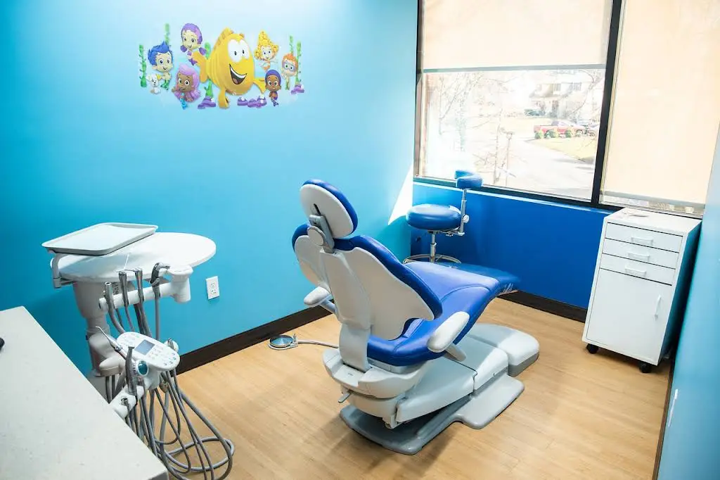 Washington Dental Associates - Professional dental clinic exterior with modern facilities