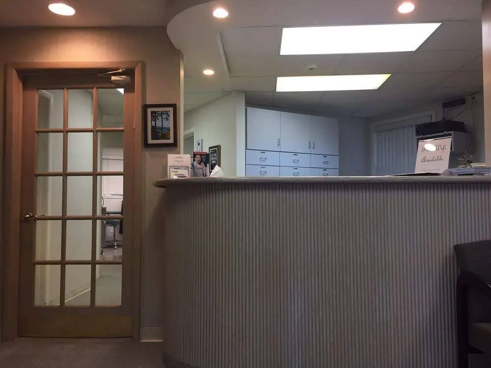 Dumont Dentist