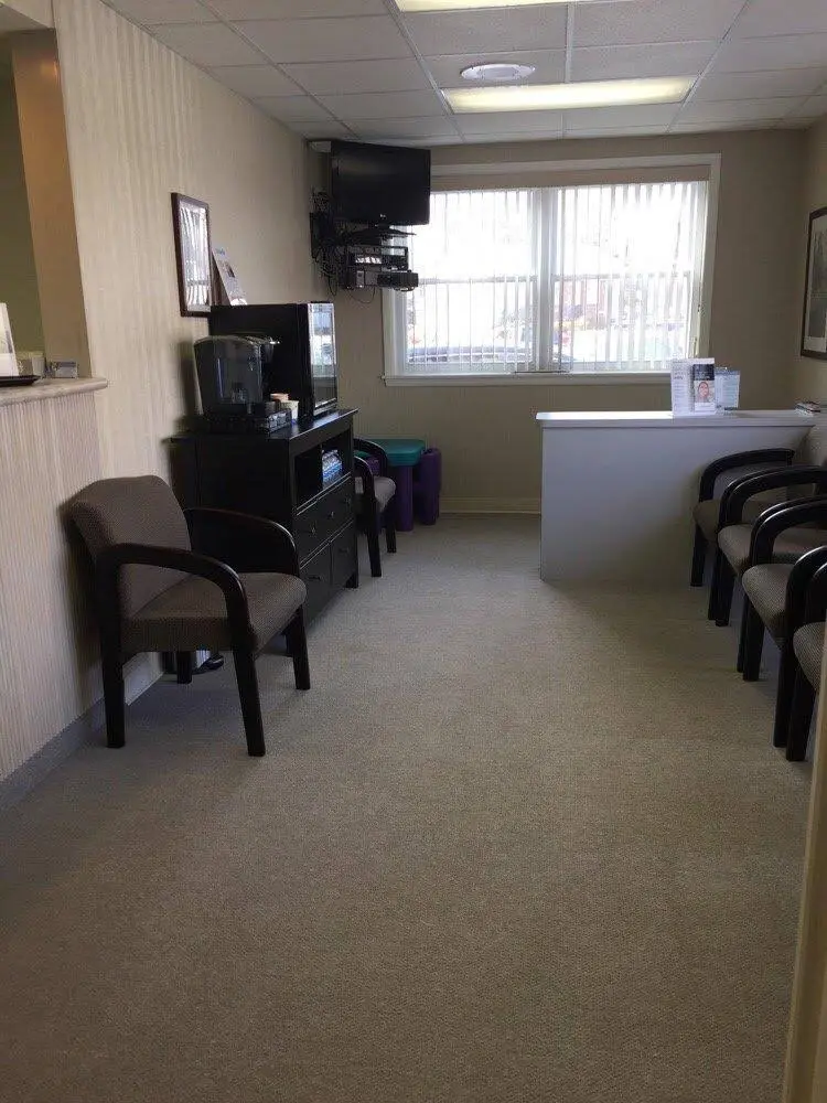 Dumont Dentist