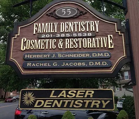 Dumont Dentist