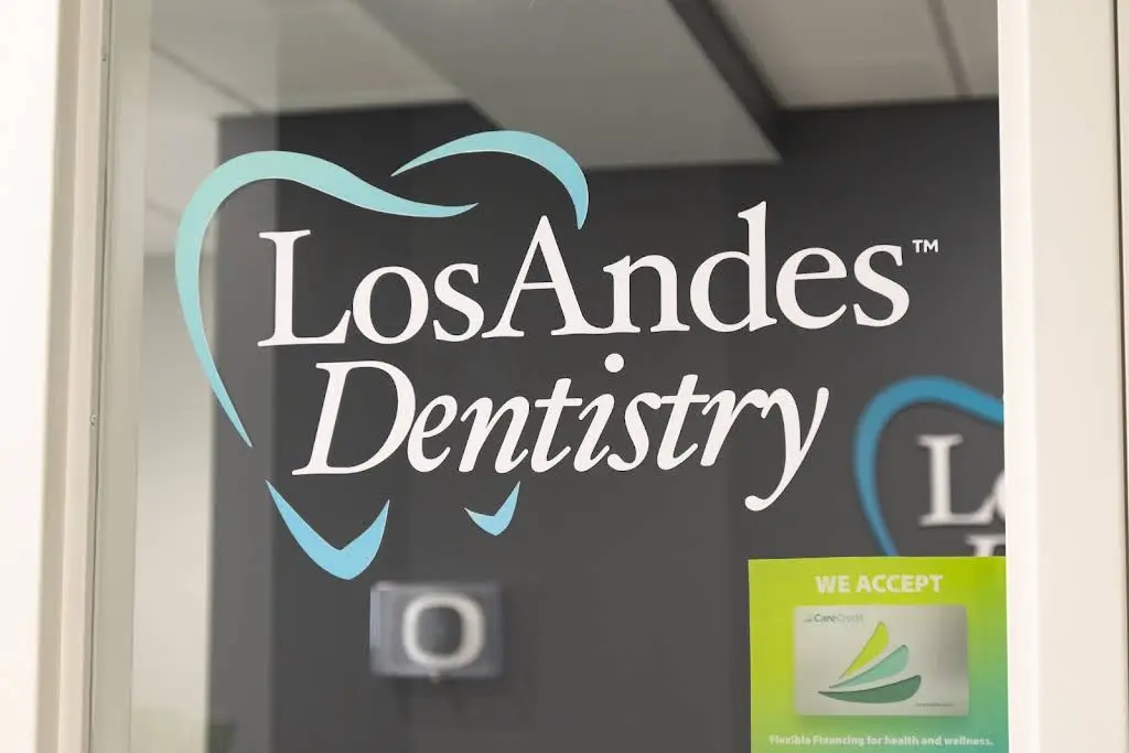 LosAndes Dentistry