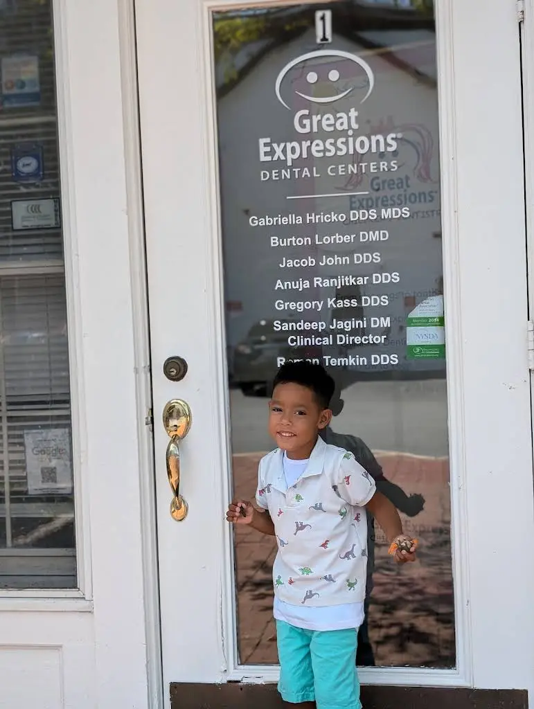 Great Expressions Dental Centers - Professional dental clinic exterior with modern facilities