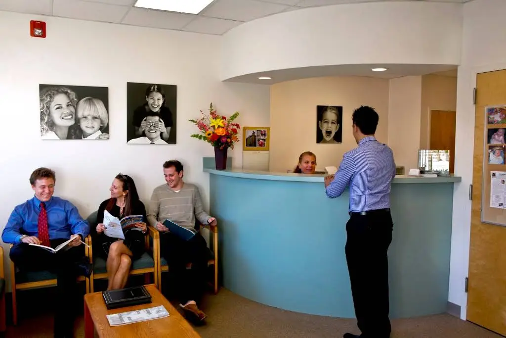 Dental Design of Rockland - Barbara L. Ollech, D.M.D. - Professional dental clinic exterior with modern facilities